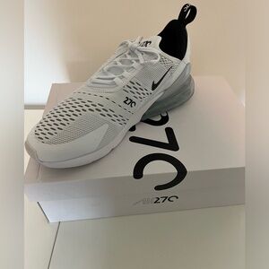 NEW Men’s Nike AirMax 270